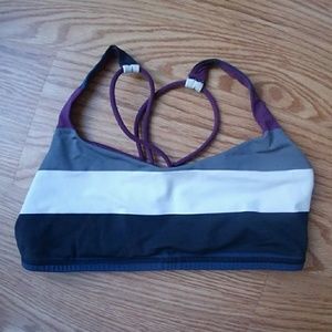 Lululemon Free to Be Bra